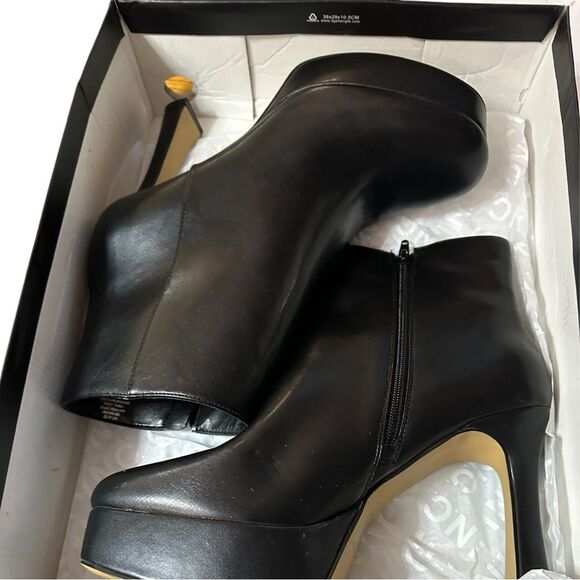 INC Women’s size 9.5 Alize comfort round toe  black boot 1-1.5 platform 5 heel - Picture 2 of 13